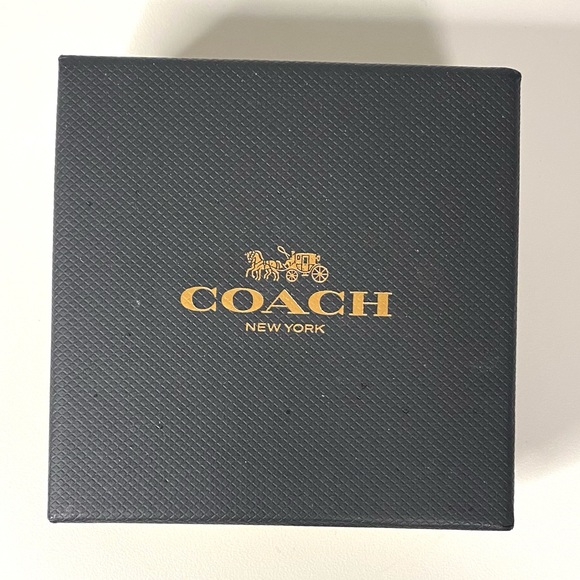 NWT Coach Twinkling Heart Rosegold Stud Earrings - Picture 5 of 8